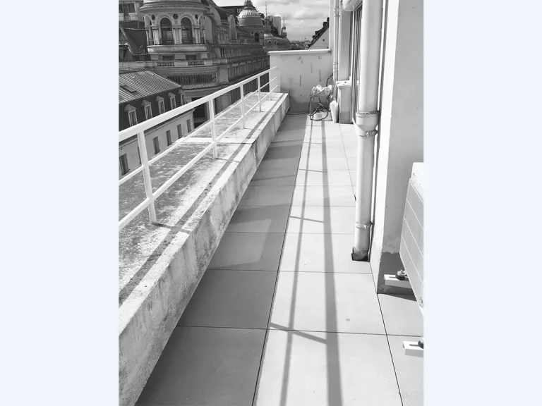 terrasse-rue-provence-paris-avant1